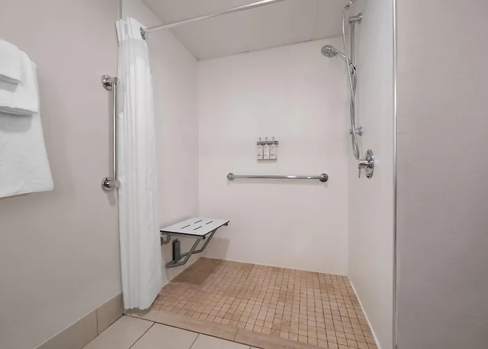 Holiday Inn Express Winston-Salem By Ihg