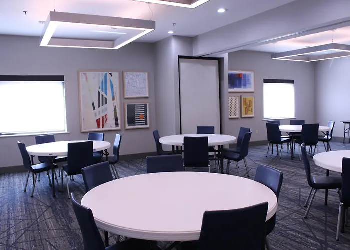 Holiday Inn Express Hotel & Suites Cedar Hill By Ihg