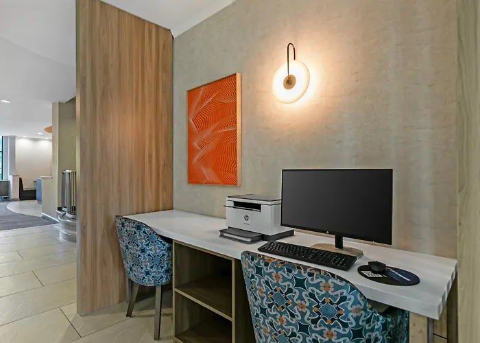 Holiday Inn Express Hotel & Suites Clemson - University Area By Ihg