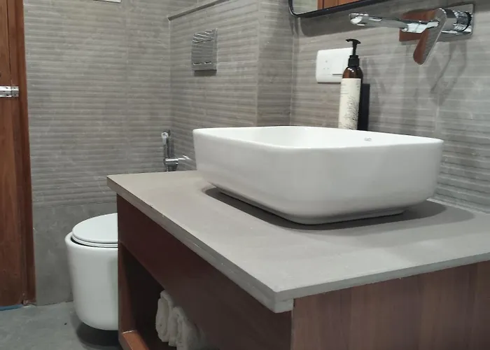 Hotel Sunstar Residency