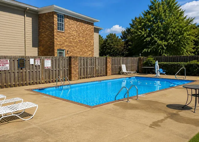 Plantation Oaks Suites & Inn Millington