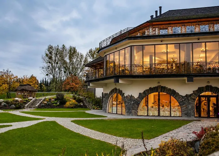 Labedz Hotel Karczma