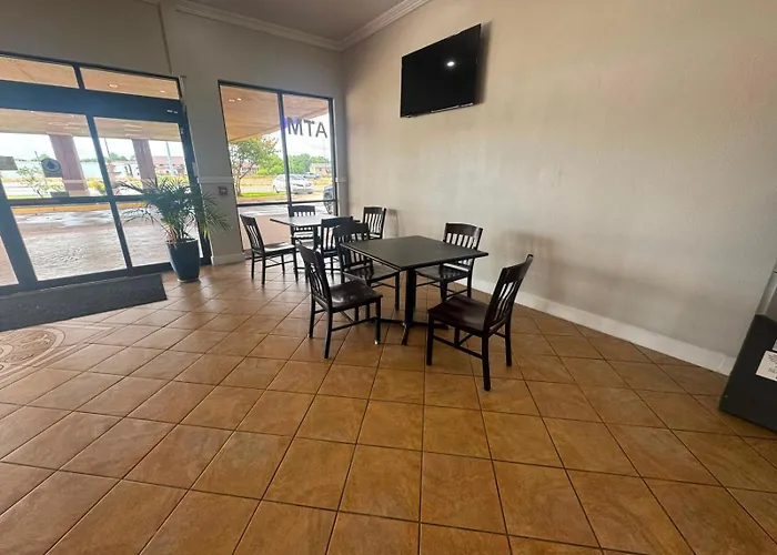 Express Inn & Suites Greensville Tx