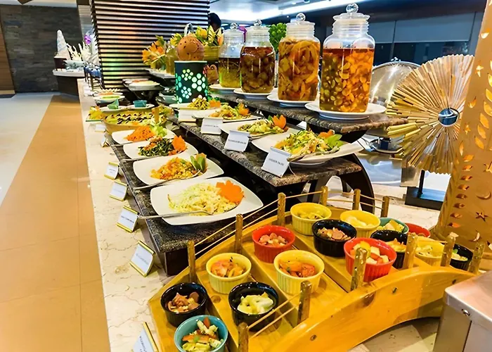 Fars Hotel & Resorts - Bar-Buffet-Pool-Spa