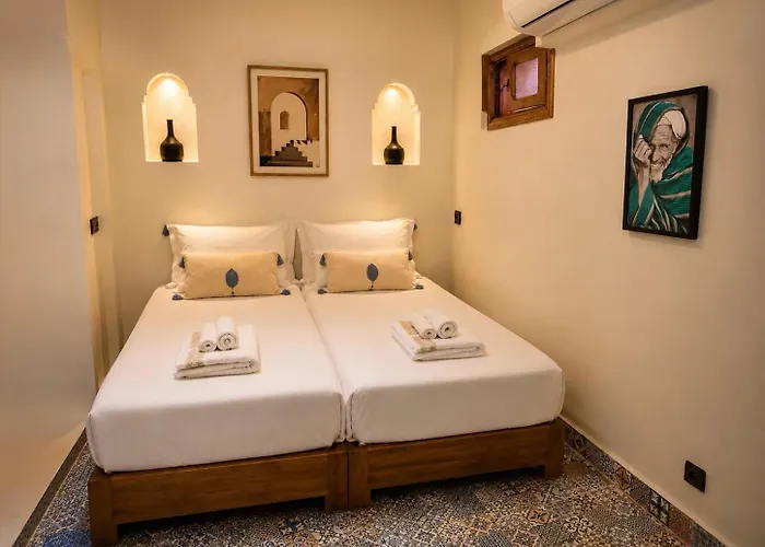 Riad Hna Ben Saleh - Traditional Guest House Near Jemaa El-Fnaa Square