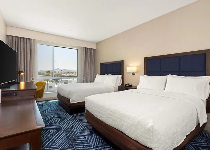 Hampton Inn&Suites Los Angeles - Glendale