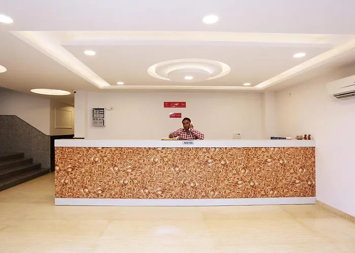 Hotel O M SUITES