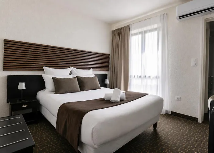 Hotel-Restaurant La Belle Poule -