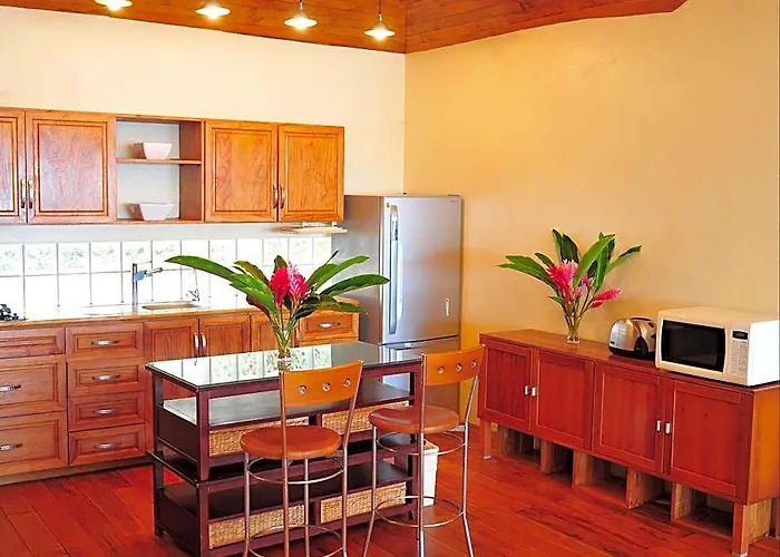 Hideaway Island Resort And Marine Sanctuary