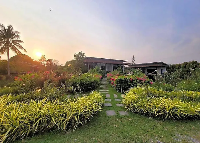 White Knot Khao Yai
