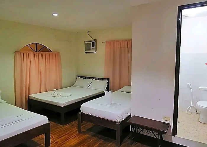 Cozy Coron Inn