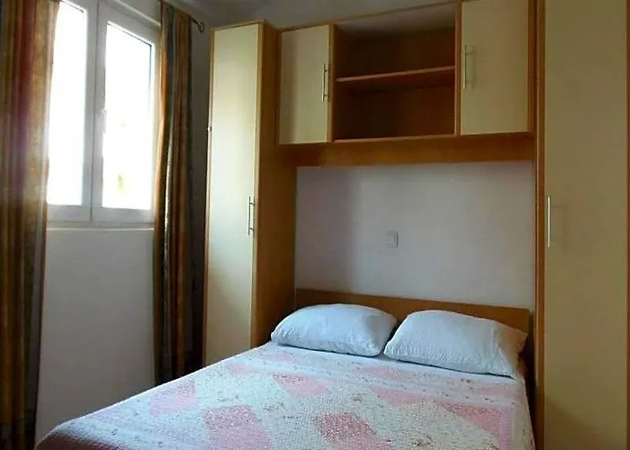 Apartments Jela