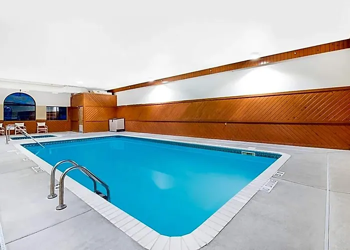 Wrangler Hotel Morris