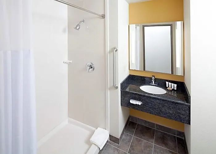 Red Lion Ridgewater Inn & Suites Polson
