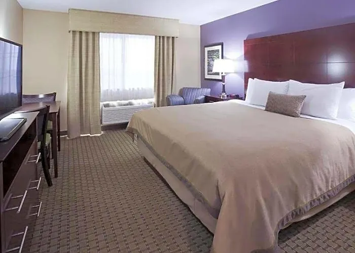 Grandstay Hotel & Suites Thief River Falls