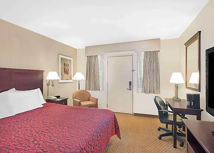 Days Inn By Wyndham Springfield/Phil.Intl Airport