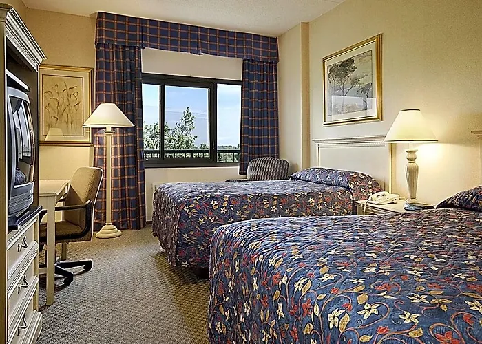 Ramada By Wyndham Yonkers