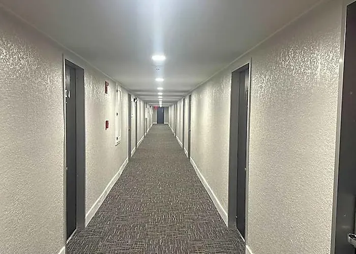 Days Inn Perry