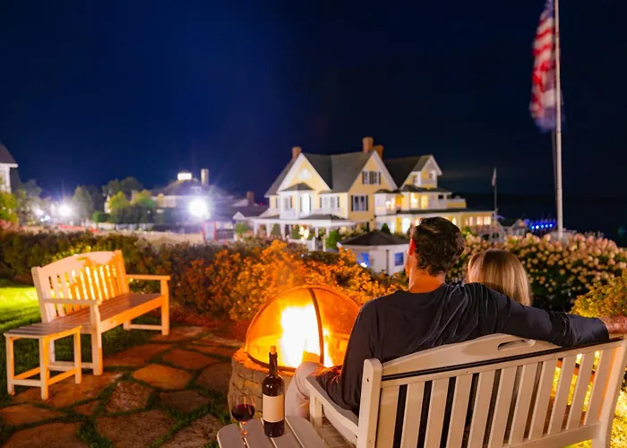 Island House Hotel