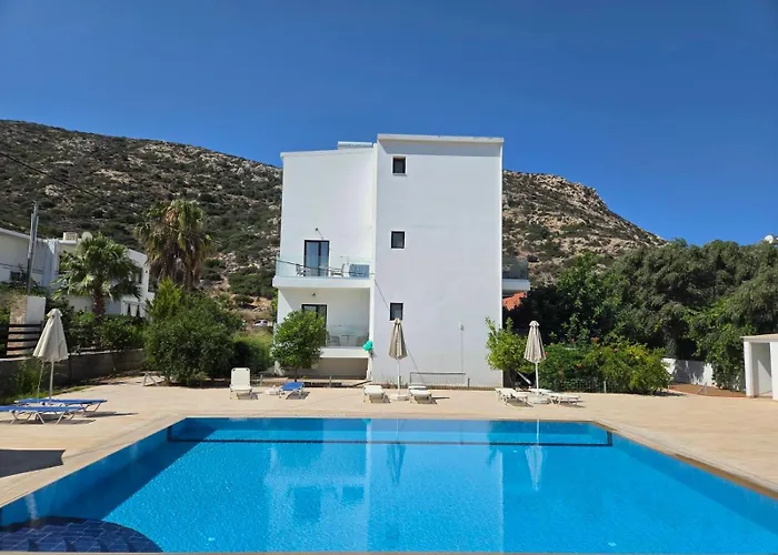 Paradise Matala Hotel