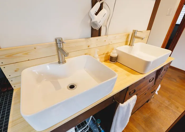 Couch Potato Hostel - Vacation Stay 88241