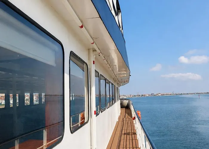 Costa Do Sal Hotel Boat Lounge