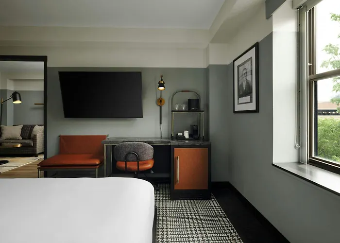 The Union Club Hotel At Purdue University, Autograph Collection
