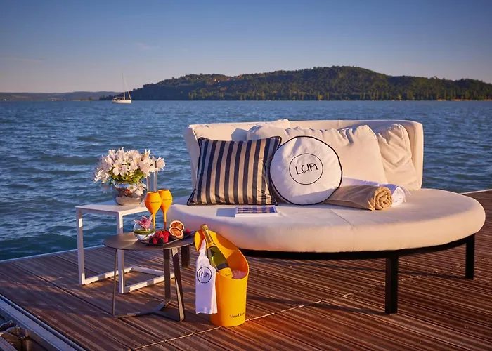 Lua Resort - Adults Only
