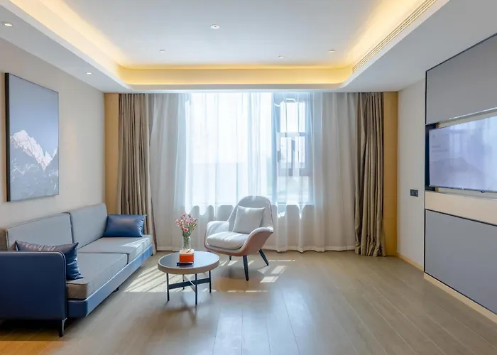 Atour Hotel Nanjing Jiangning Riverside Shike Lake