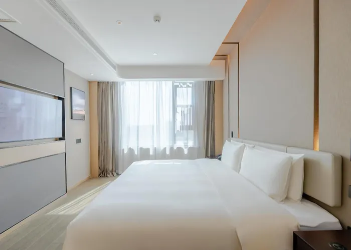 Atour Hotel Nanjing Jiangning Riverside Shike Lake