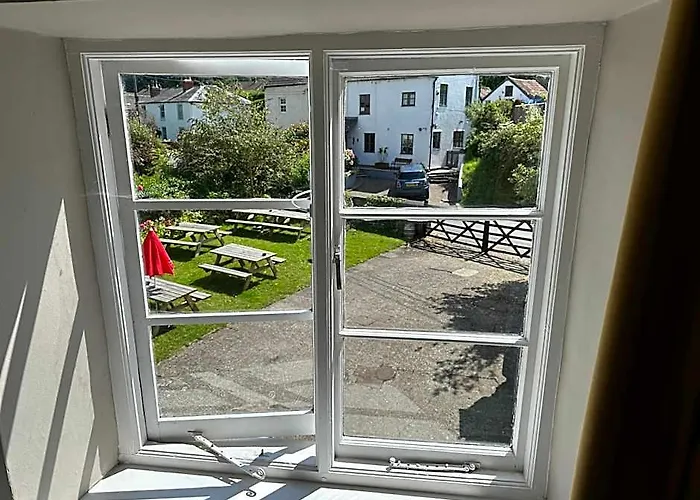 The Black Horse Inn
