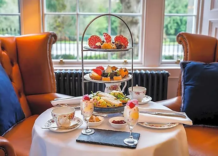 Avalon House Hotel