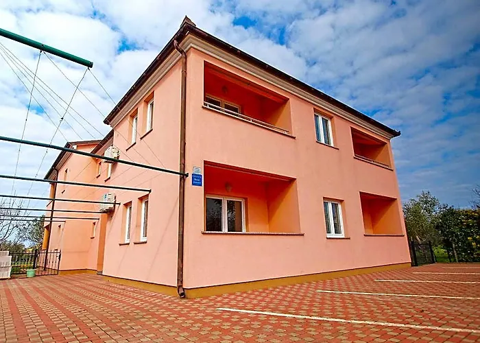 Apartment 1282