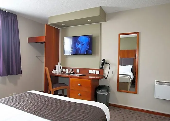 The Oakwood Hotel