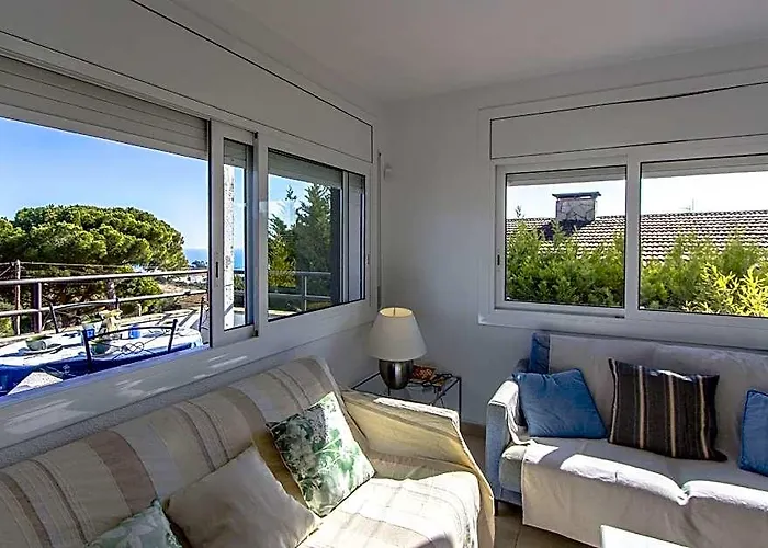 Beautiful Villa In Sant Pol De Mar 60 Km From Barcelona