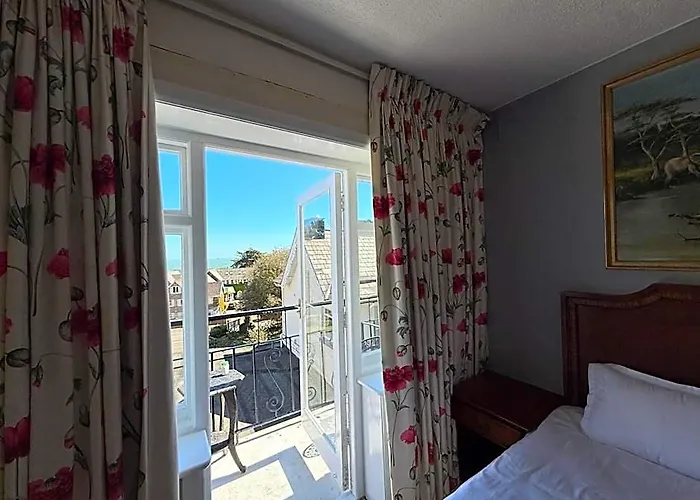 The Queens Road Hotel