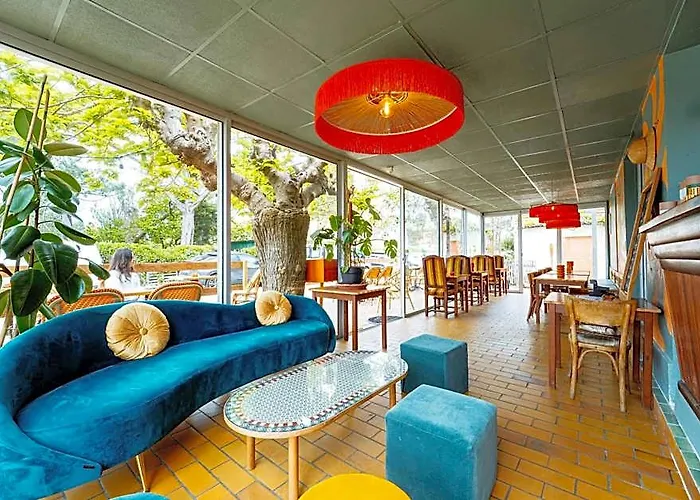 Au Bon Landais Surf Hotel