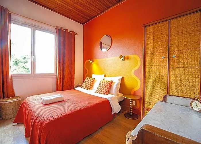 Au Bon Landais Surf Hotel