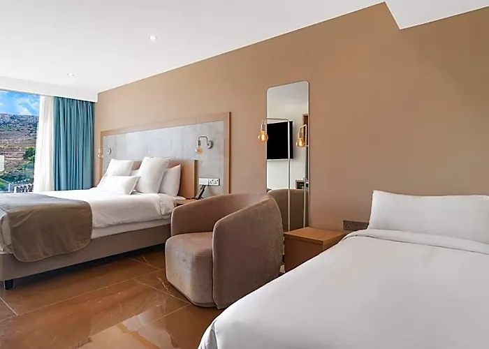 Reef Hotel & Spa