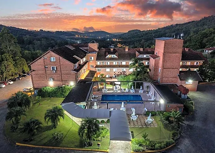 Farina Park Hotel