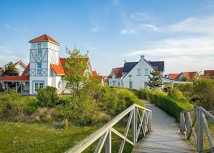 Restyled Villa With Sauna And Rowing Boat Near Sea