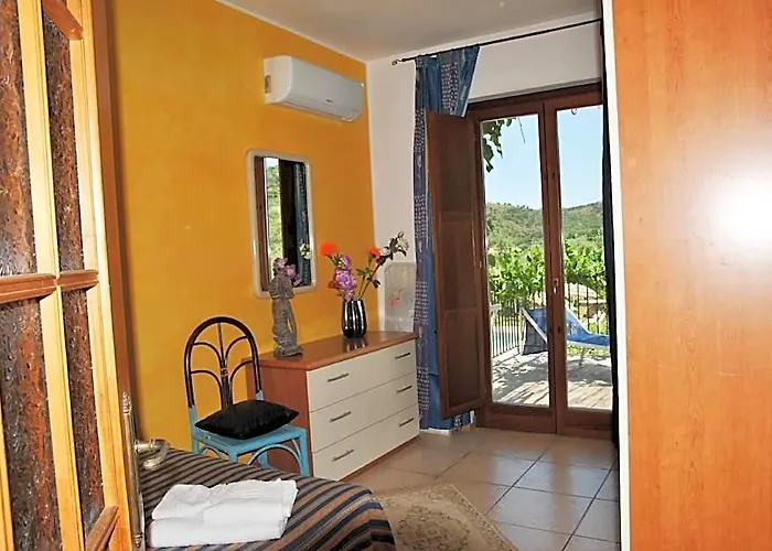 Holiday Resorts For 6 Persons, With Swimming Pool