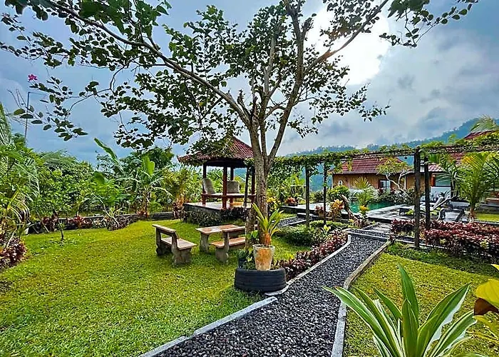Villa Pastiny Santy Sidemen