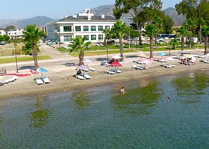 Dolunay Suit & Beach