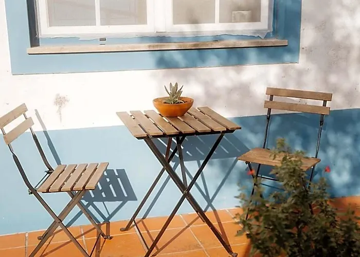 Nana House Ericeira - Yoga & Surf