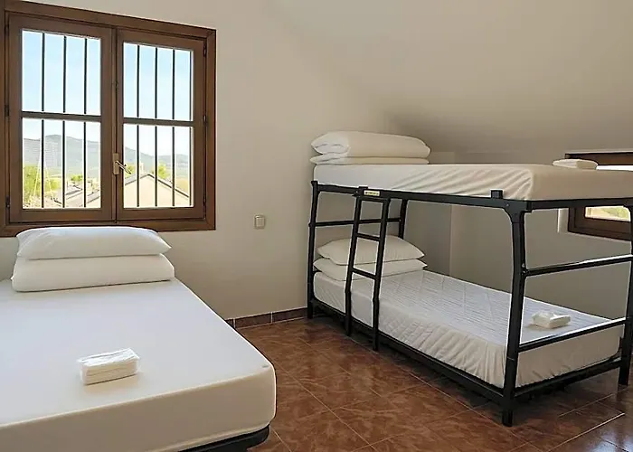 Cama Hab Compartida - Albergue Triton Villanua