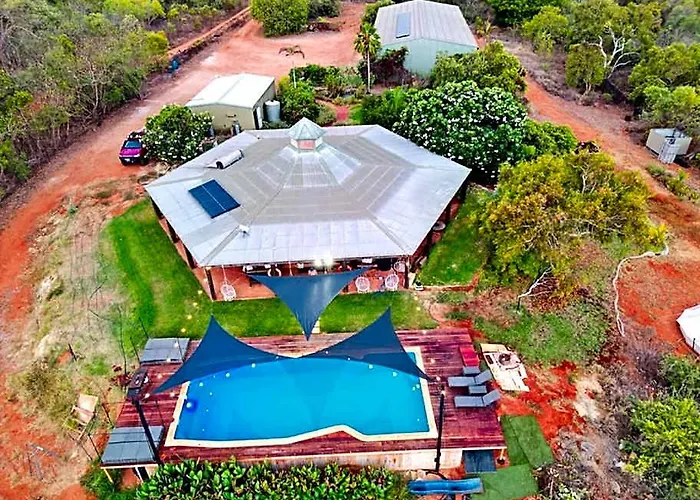 Sol Retreat Waterbank