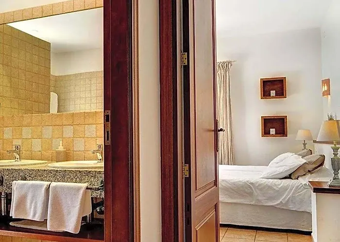 Gatona Comfortable Holiday Residence