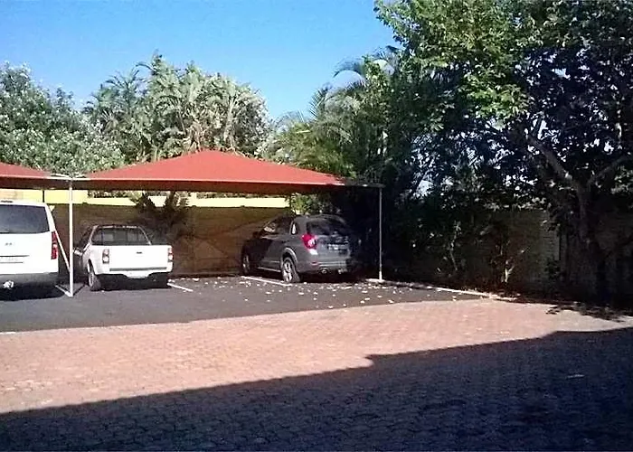 Ezulwini Guest House - Relaxing Queen Room With Balcony In Balito, South Afirca