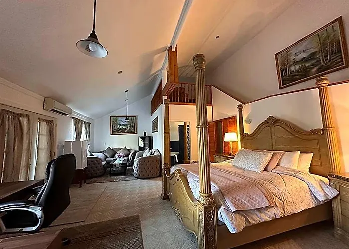 The Black Pearl Suites